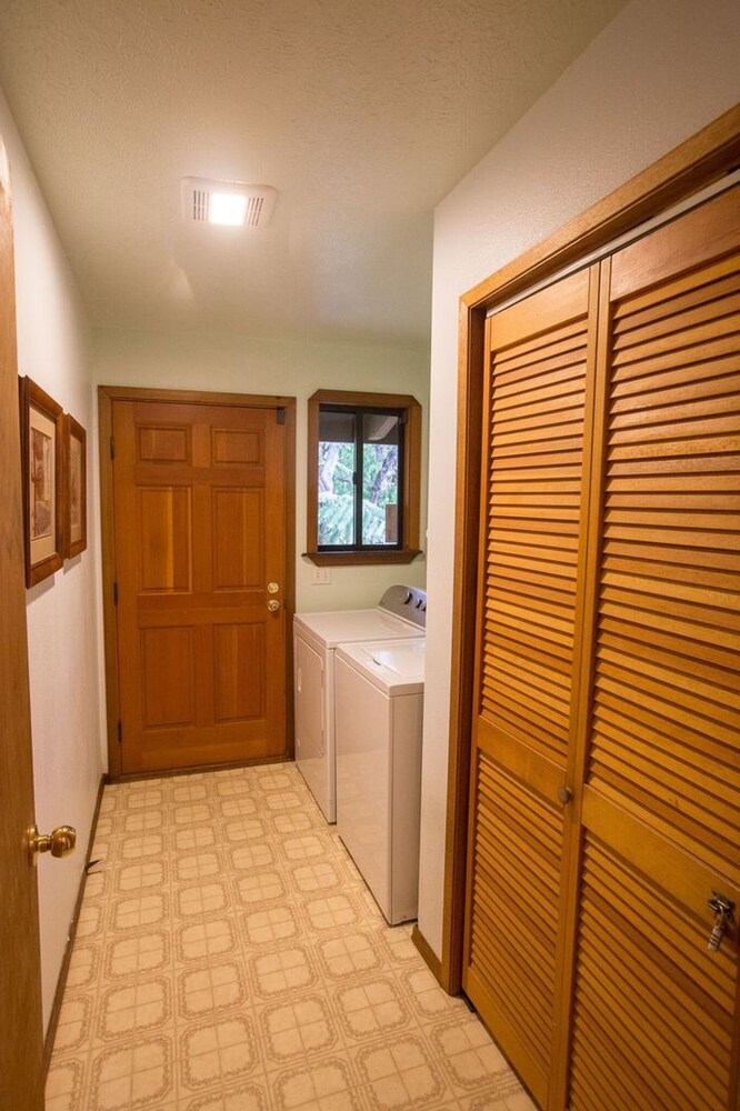 Hale Mauna Loa Upper 11 3910 3rd St - photo 12