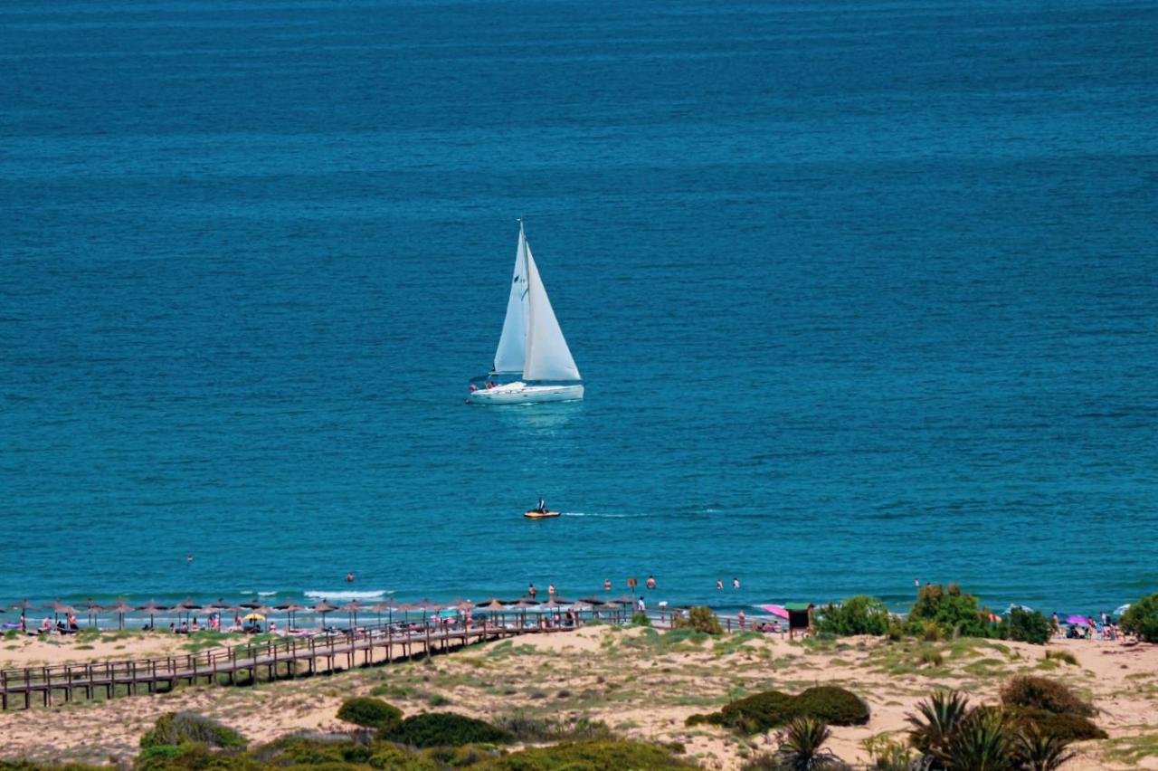 Iconic Sea Views Luxury Apartment — 4-Star Luxury Hotel in Santa Pola, Spain
