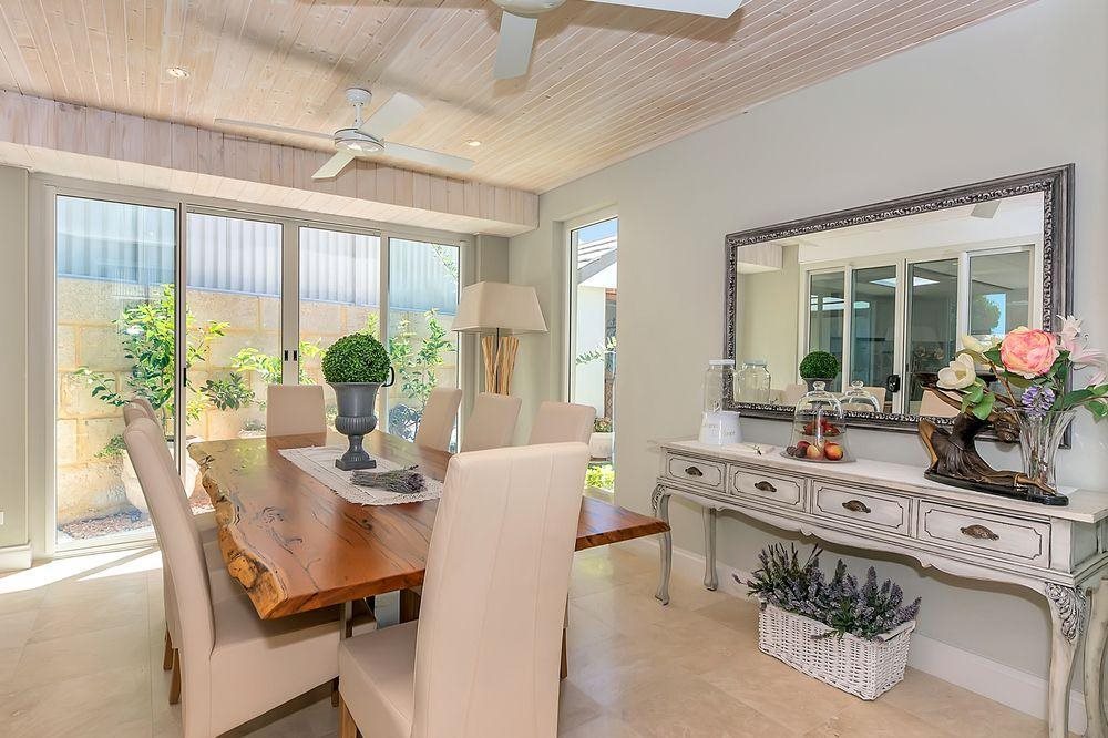 Lavender Manor Bed and Breakfast Adults Only — 4-Star Luxury Hotel in Perth, Australia