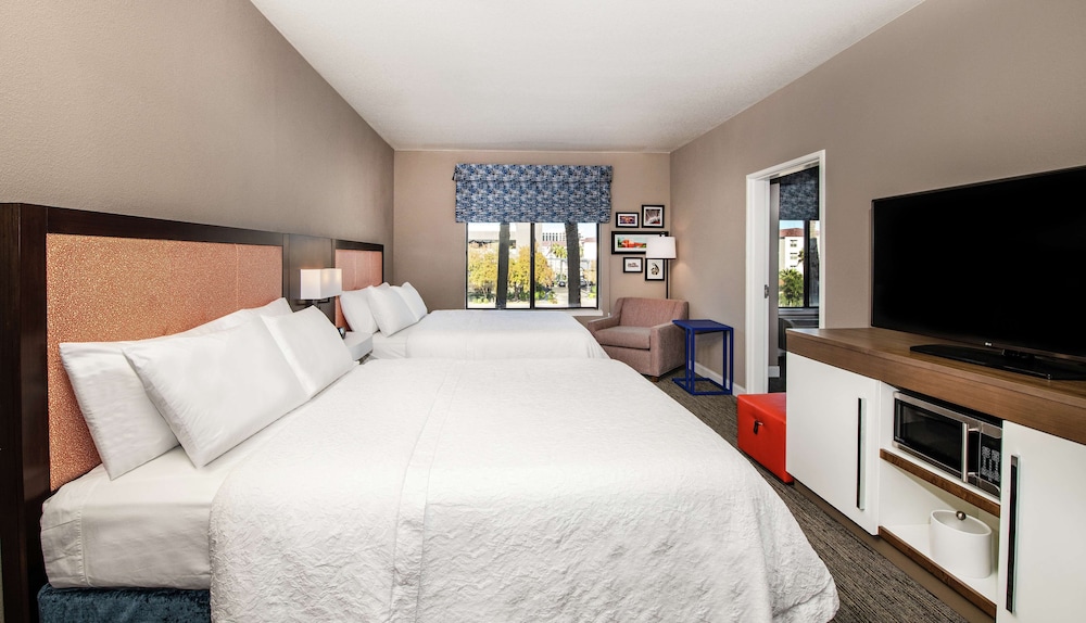 Hampton Inn Phoenix Airport North - photo 15