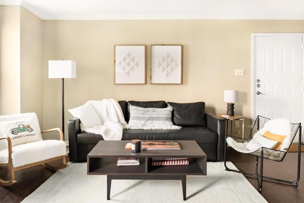Hidden Gem at Med Center 2BR & 2BA Apartment — 4-Star Luxury Hotel in Houston, United States
