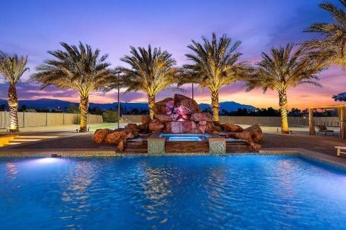 Chateau Giraffe a Unique Luxurious Estate — 4-Star Luxury Hotel in Bermuda Dunes, United States