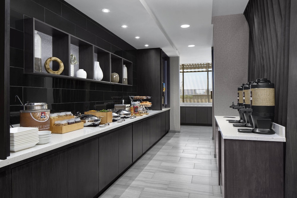 SpringHill Suites by Marriott East Rutherford Meadowlands Carlstadt - photo 29