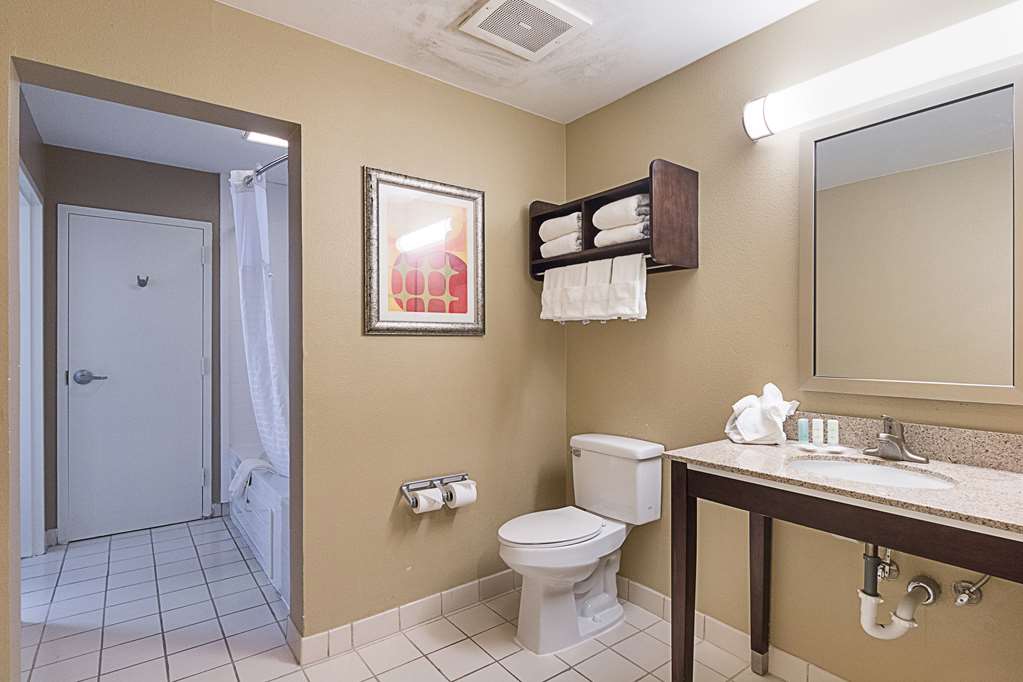 Comfort Suites Beachside - photo 32