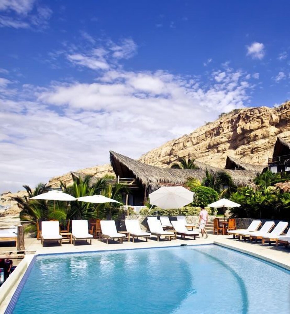 Hotel Grandmare & Bungalows in Mancora, Peru