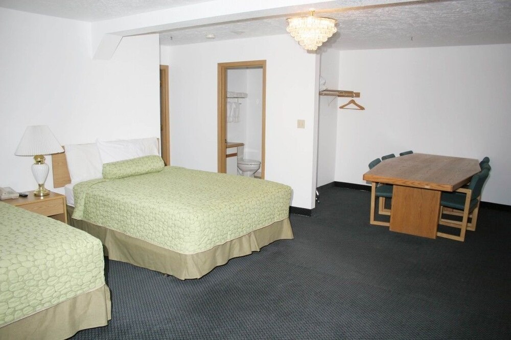 Pagosa Springs Inn & Suites - photo 18