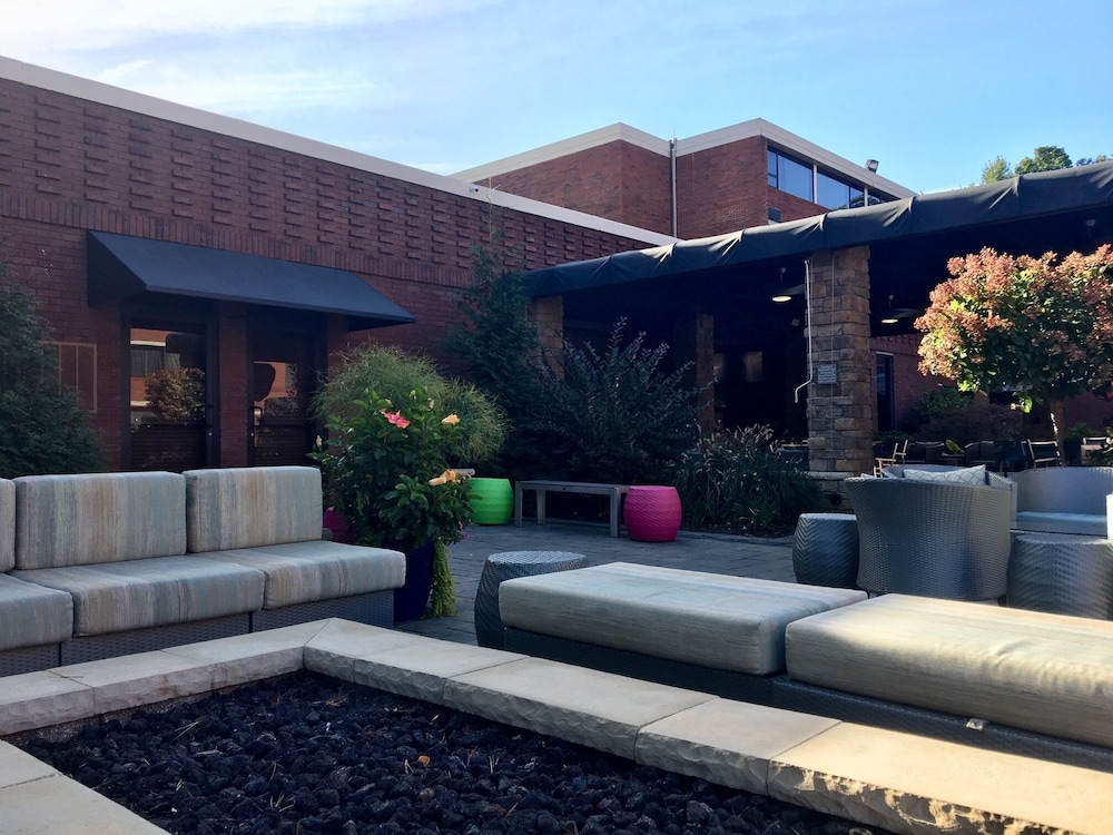 DoubleTree by Hilton Akron Fairlawn - photo 66