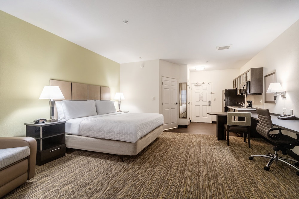 Candlewood Suites Portland Airport by IHG - photo 21