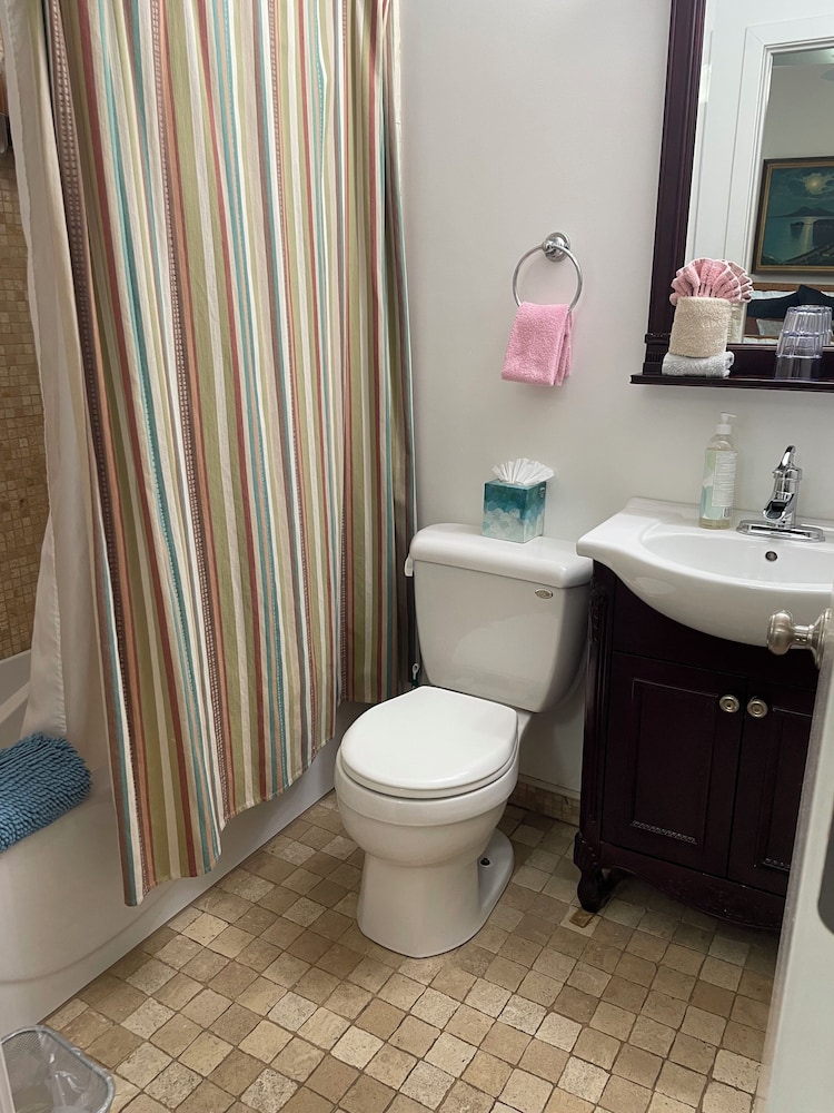 Ray's Bucktown B&B - photo 36