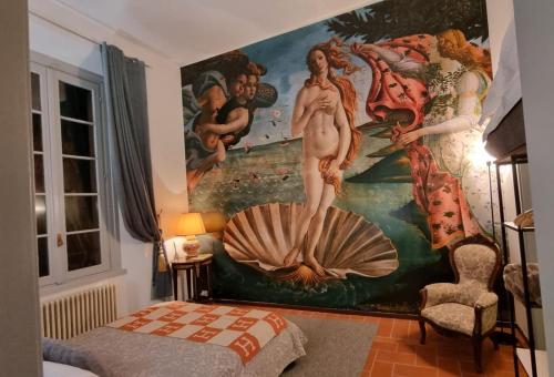 Bohemian Apartment Heart of Como — 4-Star Luxury Hotel in Como, Italy