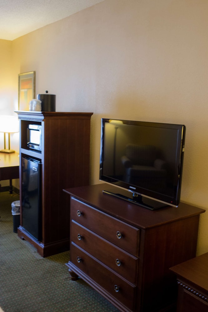 Hampton Inn Oxford West - photo 21
