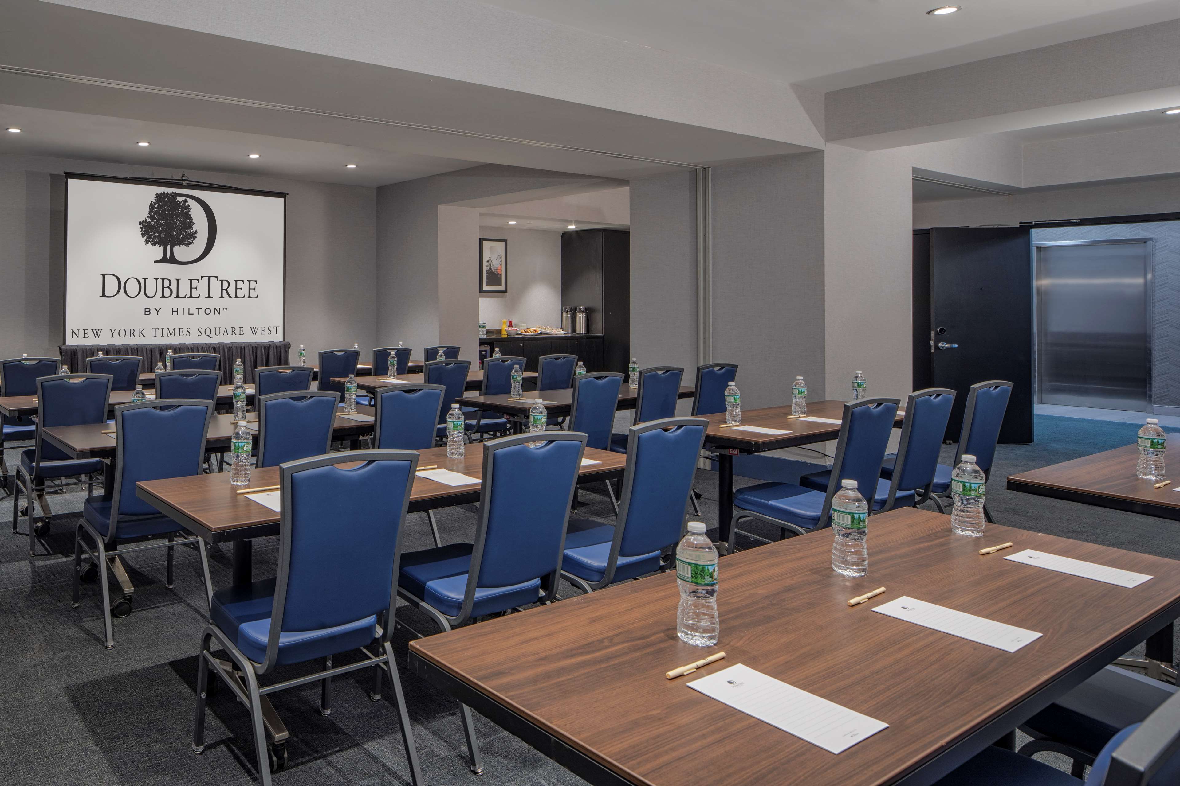 DoubleTree by Hilton New York Times Square West - photo 13