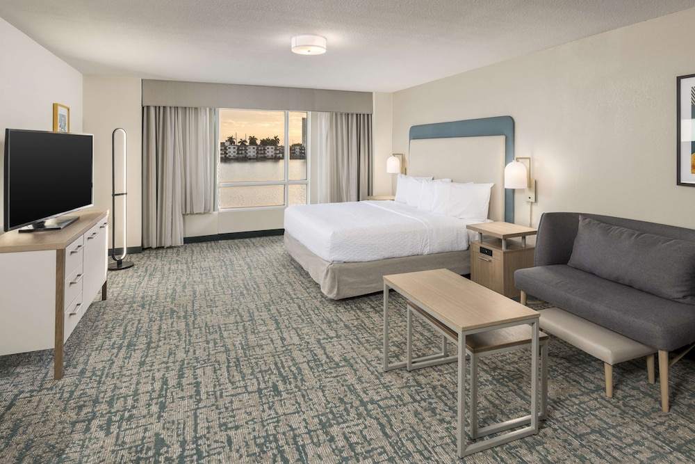 Homewood Suites Miami Airport Blue Lagoon - photo 29