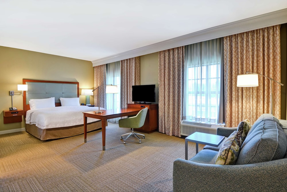 Hampton Inn & Suites Charleston Airport - photo 8