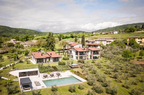 Cielo&Terra Resort - carbon neutral hotel in Costermano