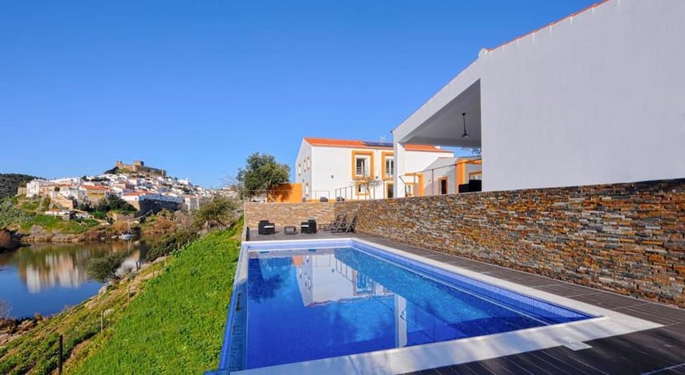 Quinta do Vau — 4-Star Luxury Hotel in Mertola, Portugal