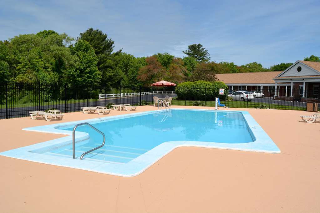 Quality Inn Raynham Taunton - photo 26