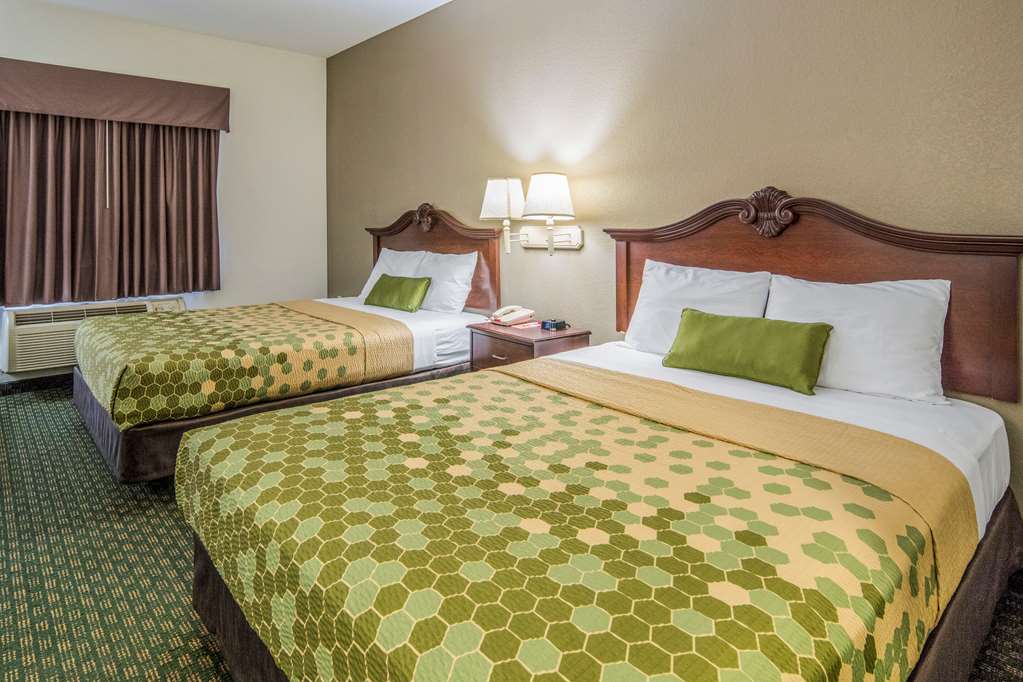 Econo Lodge Weatherford - photo 15