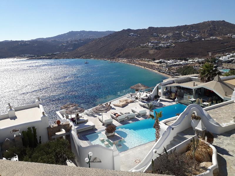 Smy Mykonos Suites & Villas — 5-Star Luxury Hotel in Mykonos, Greece