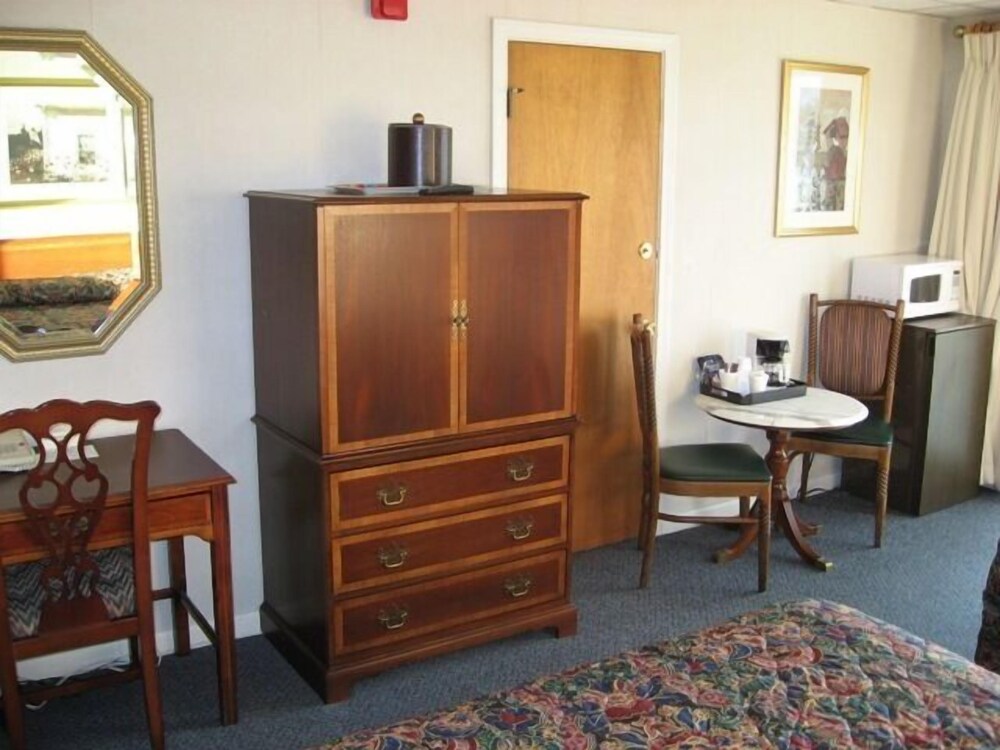 Sea Whale Motel - photo 13