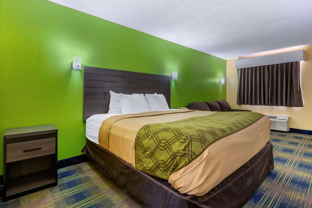 Econo Lodge Nashville near Percy Priest Lake - photo 25