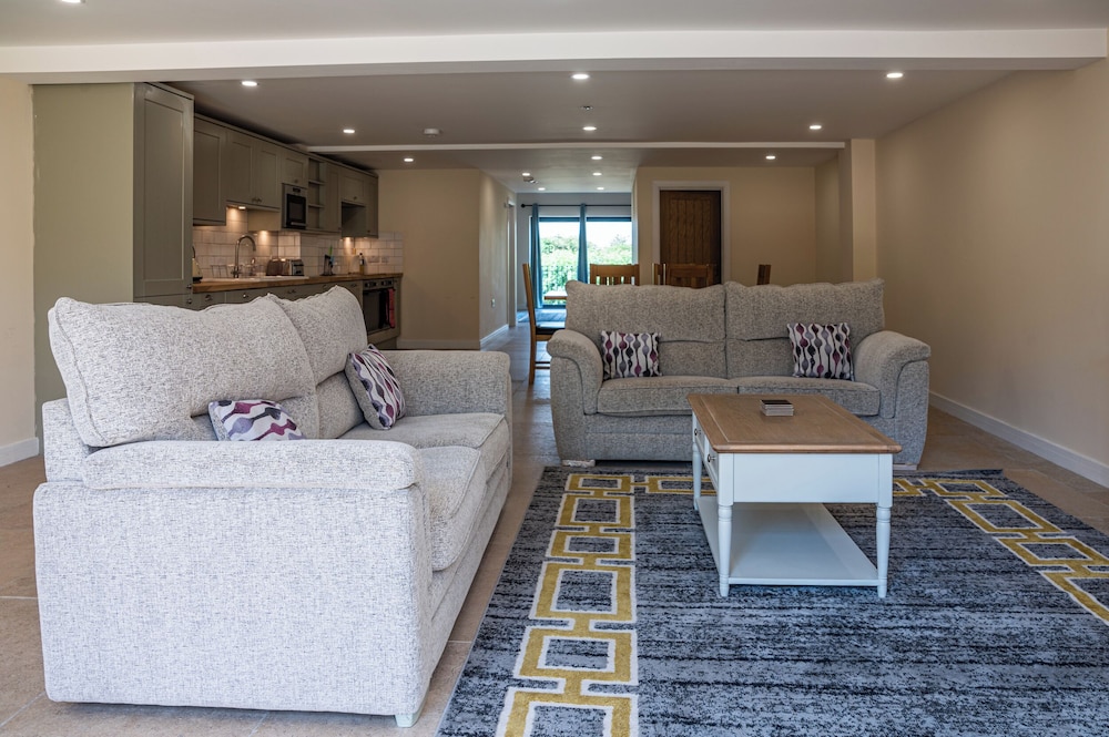 Bears Court North Barn 7 in Cheltenham, United Kingdom