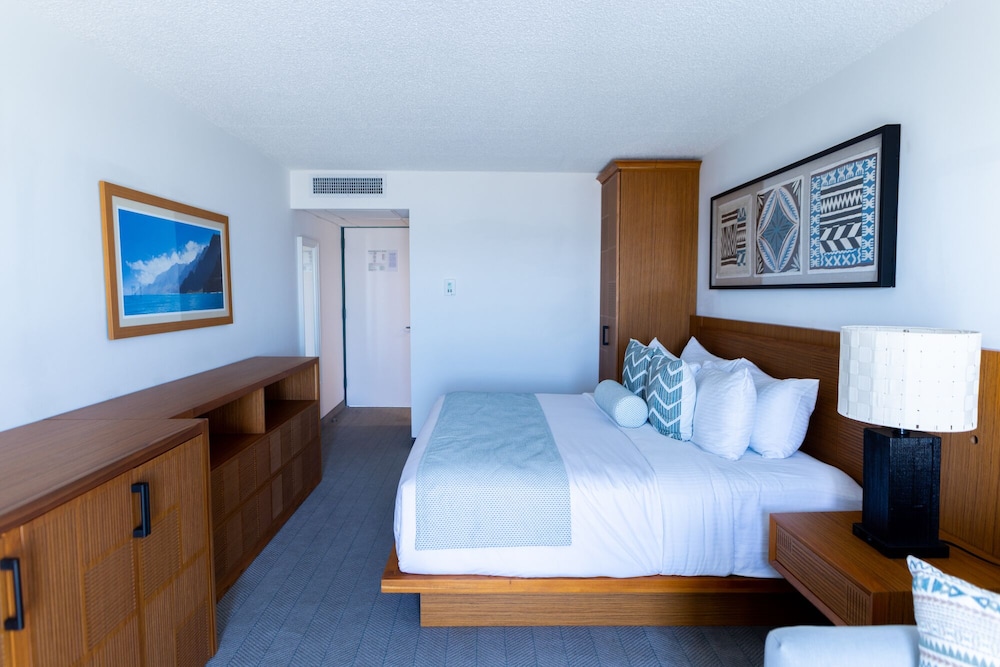 Regal Plaza Beach Resort - photo 6