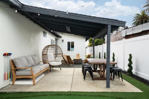 Golden Getaway 5 Beds 8 Minutes to Downtown in San Diego, United States