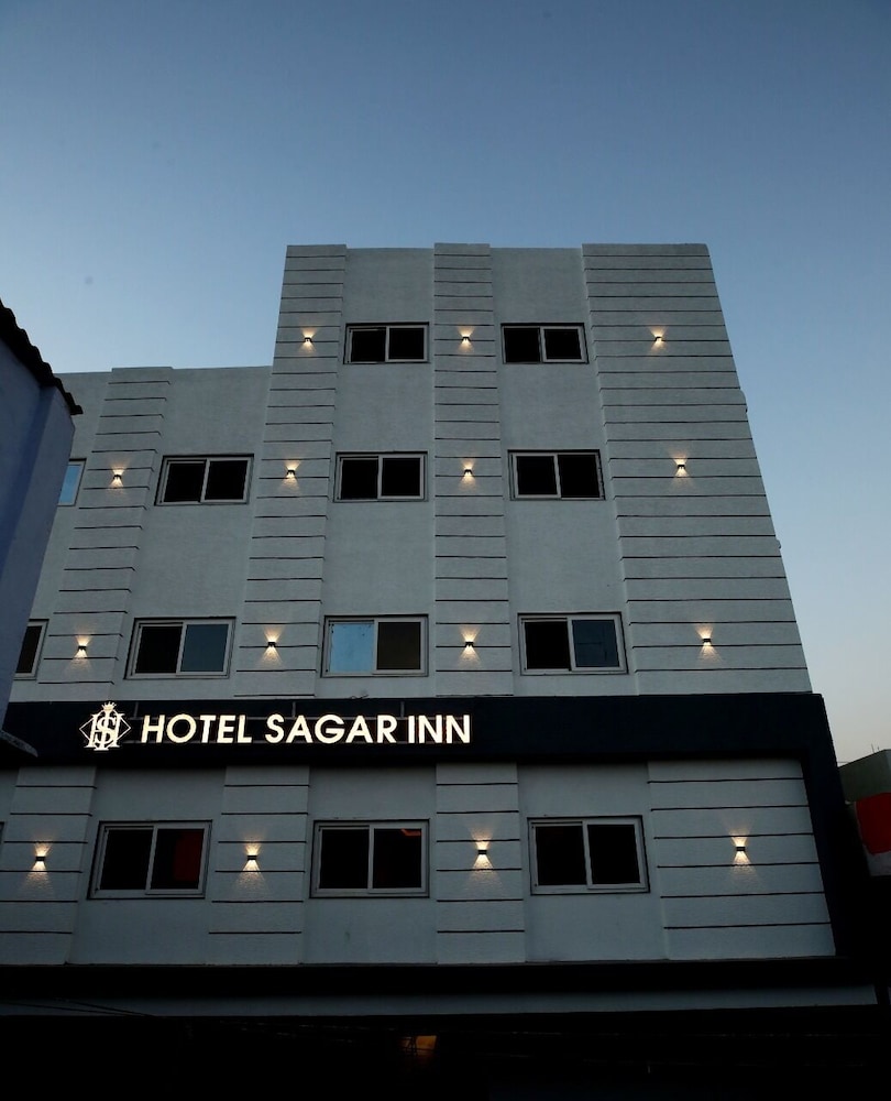 Hotel Sagar Inn - carbon neutral hotel in Sagar