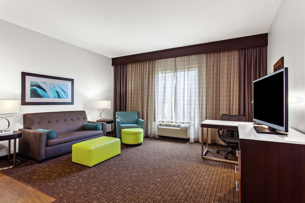 Hilton Garden Inn Victoria - photo 10