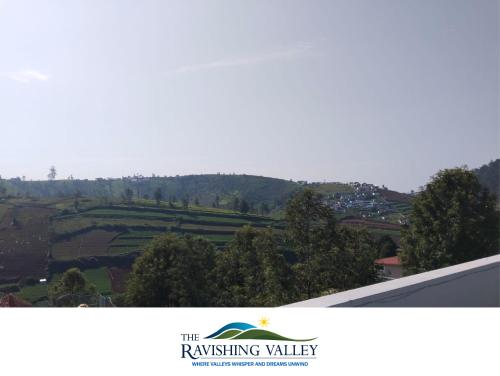 Ravishing Valley - last minute hotel in Unknown City