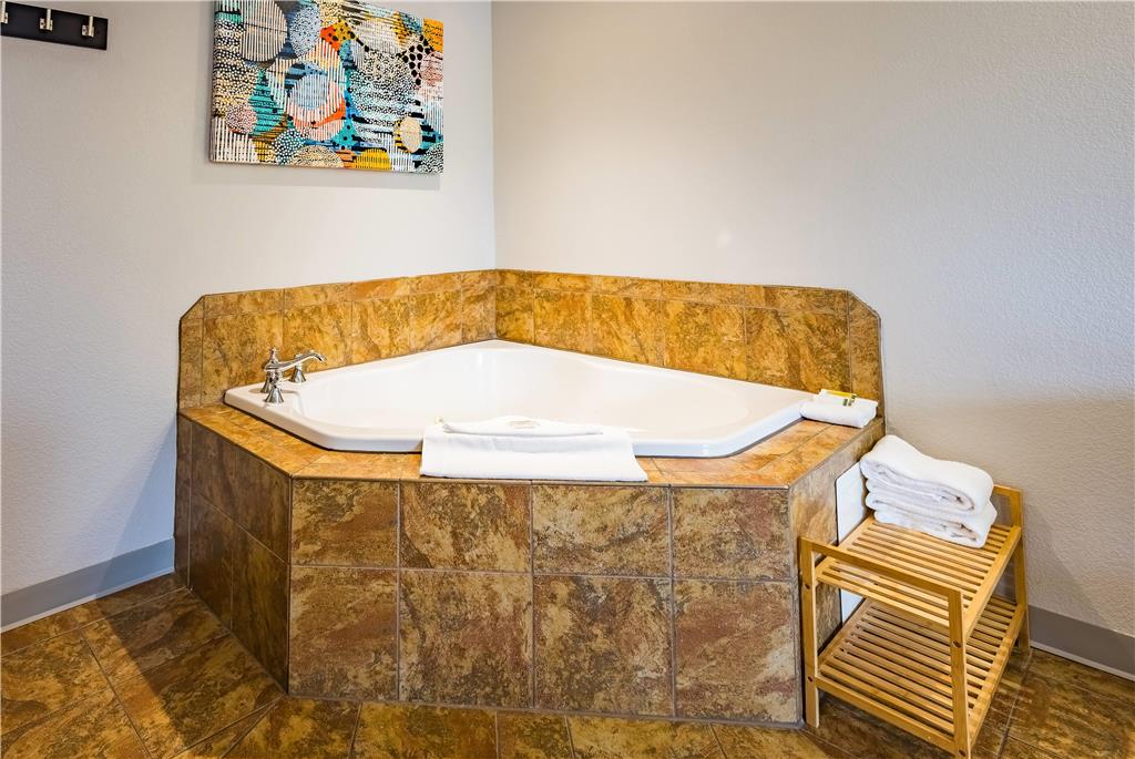 Microtel Inn & Suites by Wyndham Cheyenne - photo 38