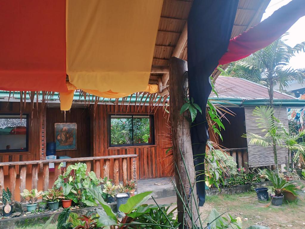 Naramalan Inn in San Vicente, Philippines