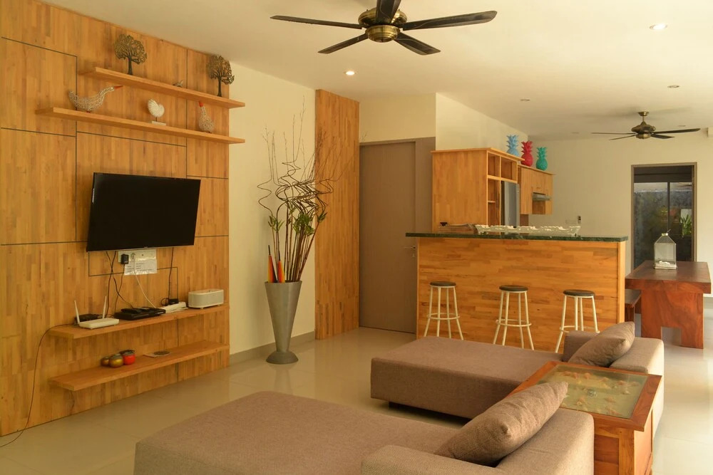 Del Mar Beach Villas 3 Bedroom Private Pool — 4-Star Luxury Hotel in Seminyak, Indonesia