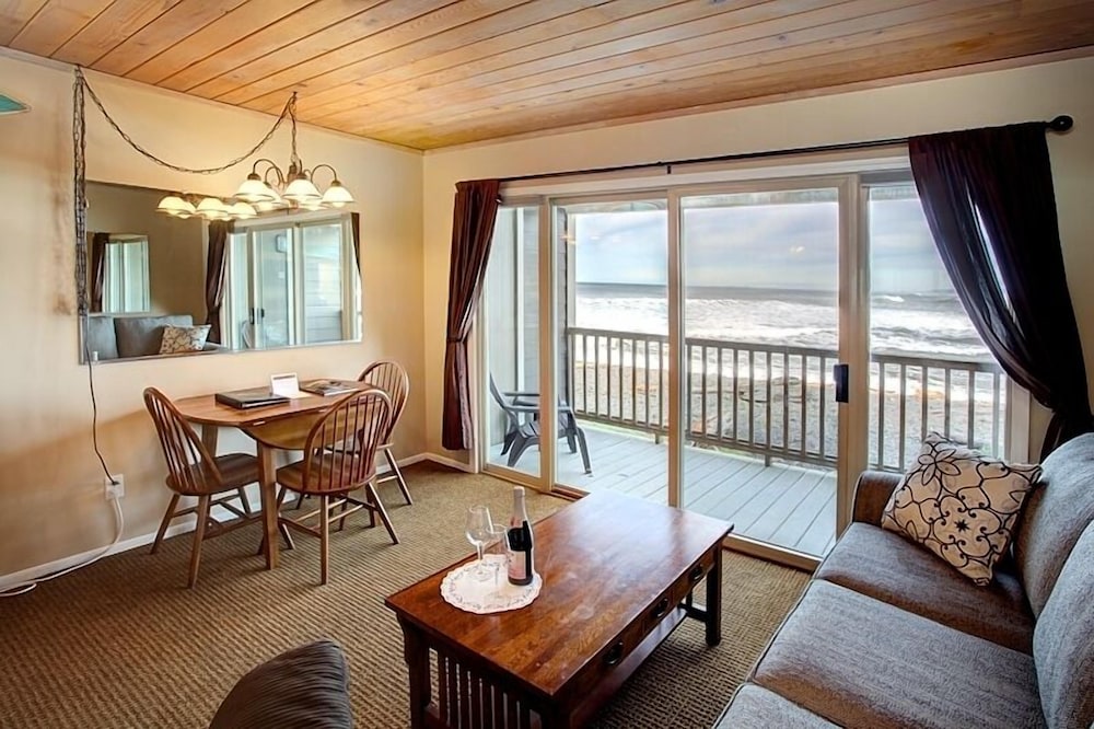 Lanai at the Cove - photo 23