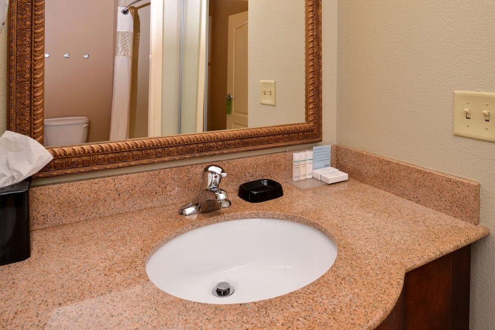 Hampton Inn by Hilton Litchfield - photo 31