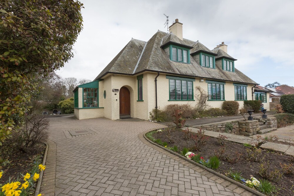 The Hermitage — Montrose