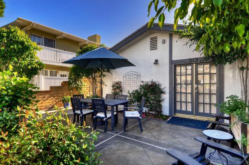 313 E Bay Ave A in Newport Beach, United States