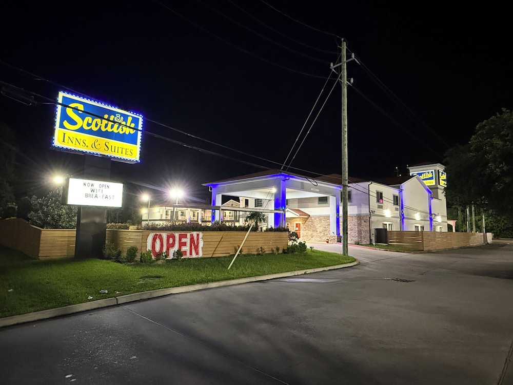 Scottish Inn & Suites IAH Airport in Humble, United States