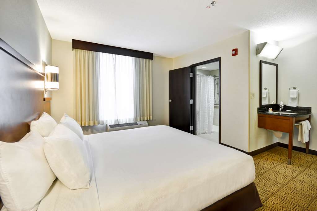 Hyatt Place Chicago Naperville Warrenville - photo 19
