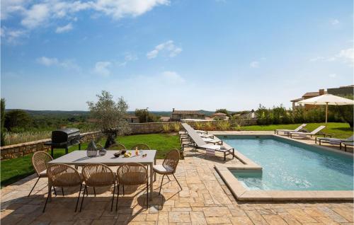 Villa Oscar — 5-Star Luxury Hotel in Sveti Lovrec Pazenaticki, Croatia