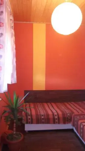 Tenisz Vendeghaz - carbon neutral hotel in Unknown City