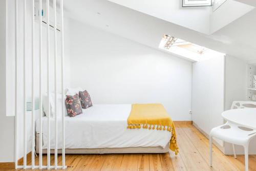2 Beds Loft City Center Amazing Panoramic Views — 4-Star Luxury Hotel in Lisbon, Portugal
