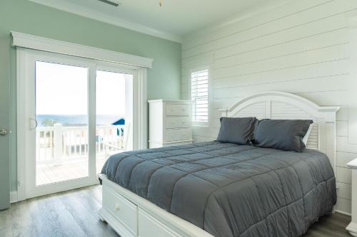 Wait N Sea by Oak Island Accommodations - photo 7