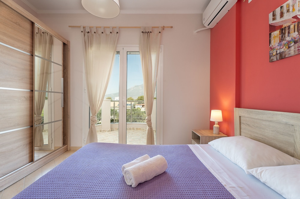 Olea Serenity Villa — 4-Star Luxury Hotel in Loutraki, Greece