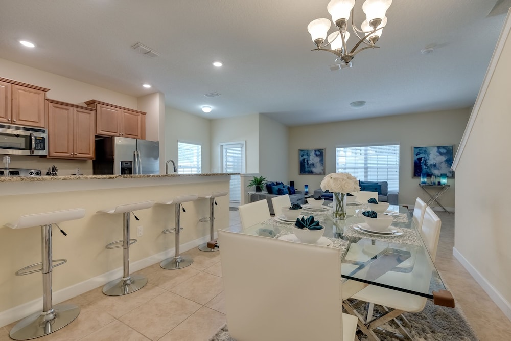 Paradise Palms Resort by DWS Vacation Villas - photo 28