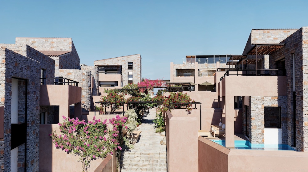 Volta Seaside Hotel in Hersonissos, Greece