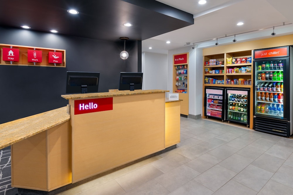 TownePlace Suites Buffalo Airport - photo 4