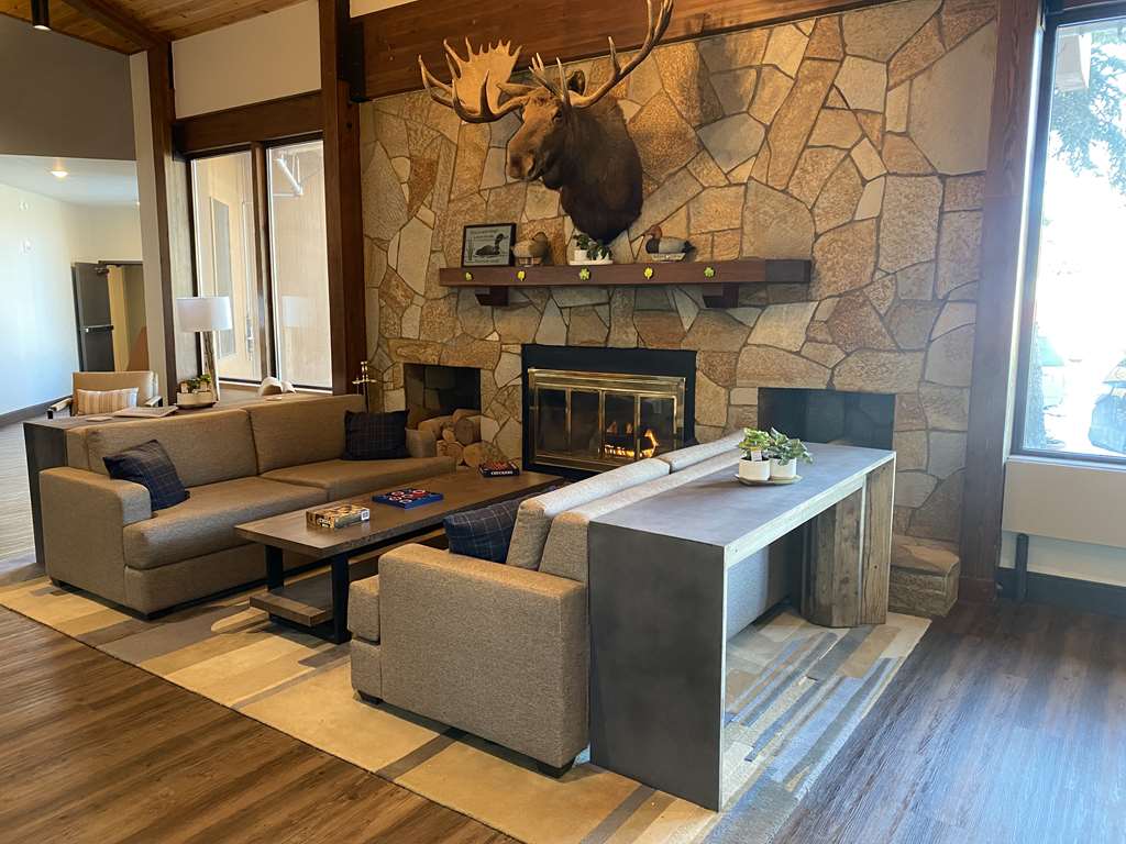 Best Western Lake Lucille Inn - photo 30