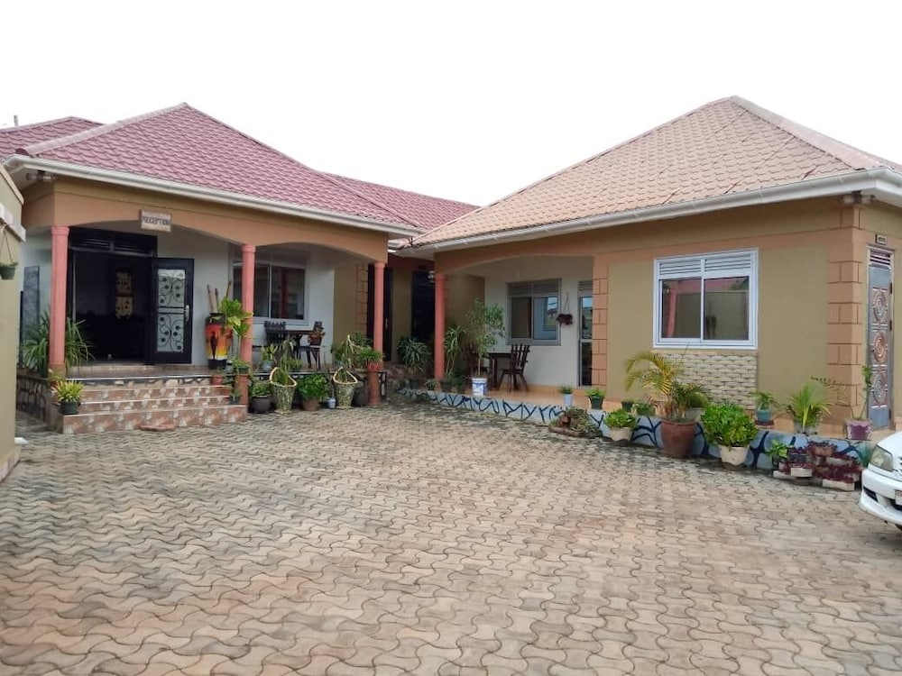 Trinity Motel Entebbe - carbon neutral hotel in Entebbe